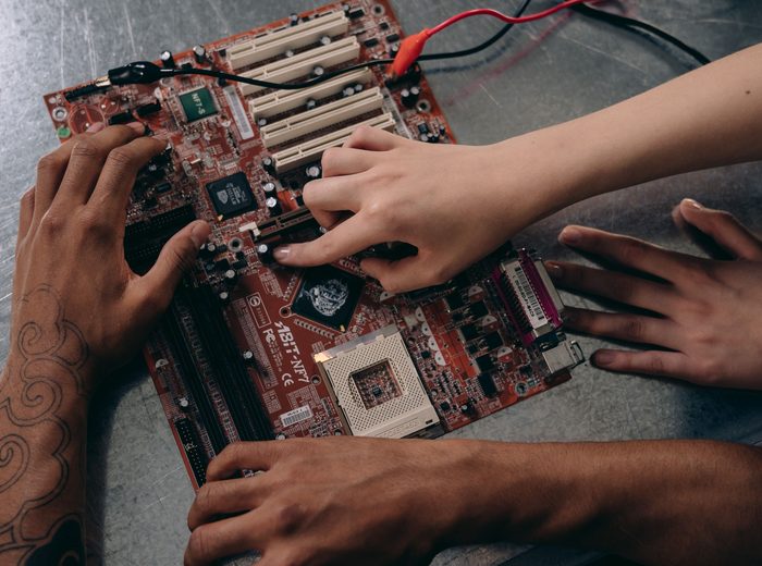 Manutenção de placa eletrônica